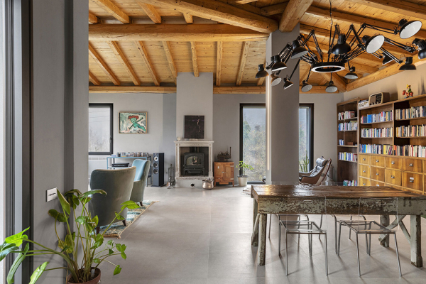 Старинная архитектура, яркий дизайн и природа: дом в Италии
